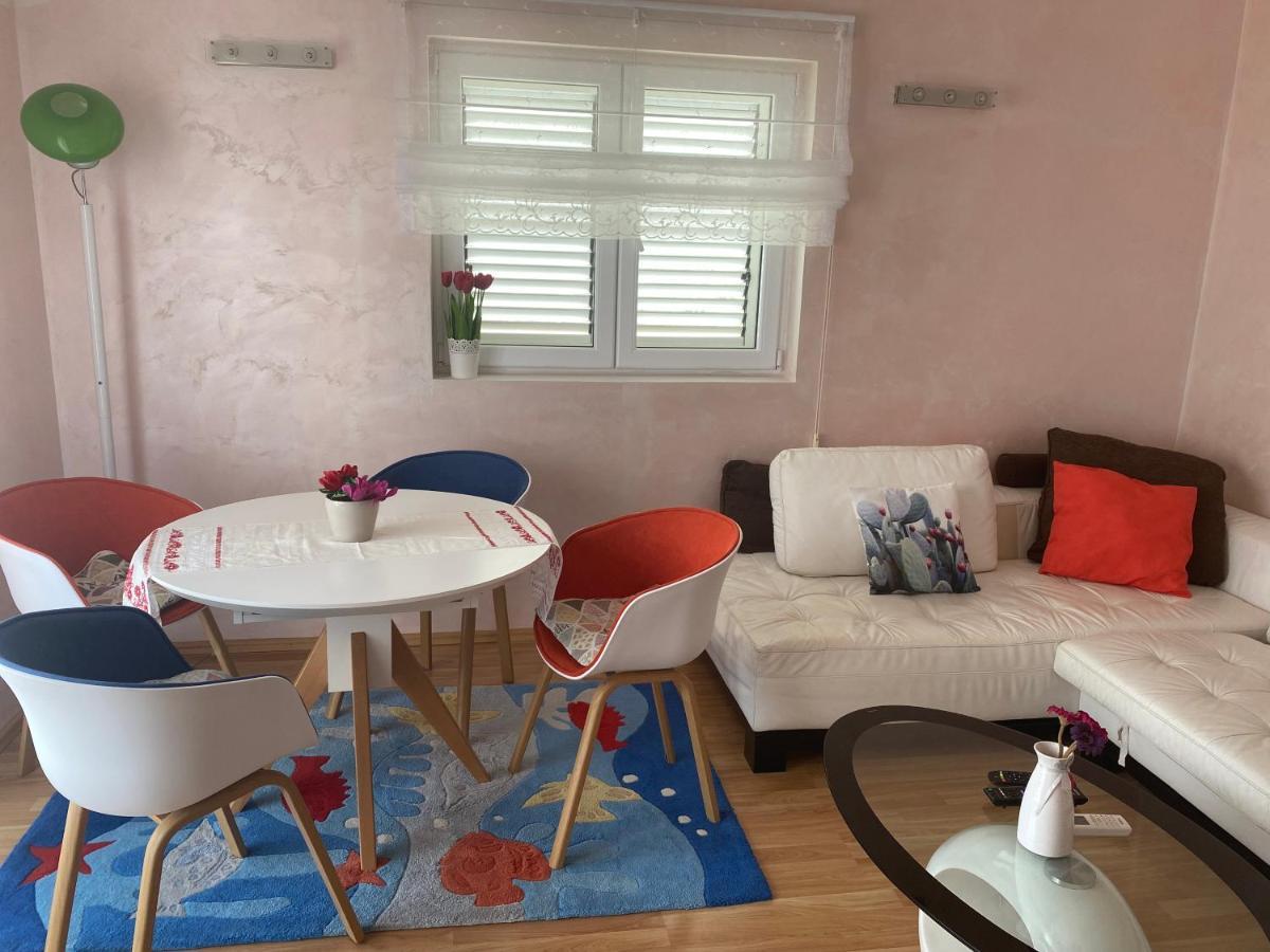 Villa Mare Apartments Тиват Экстерьер фото