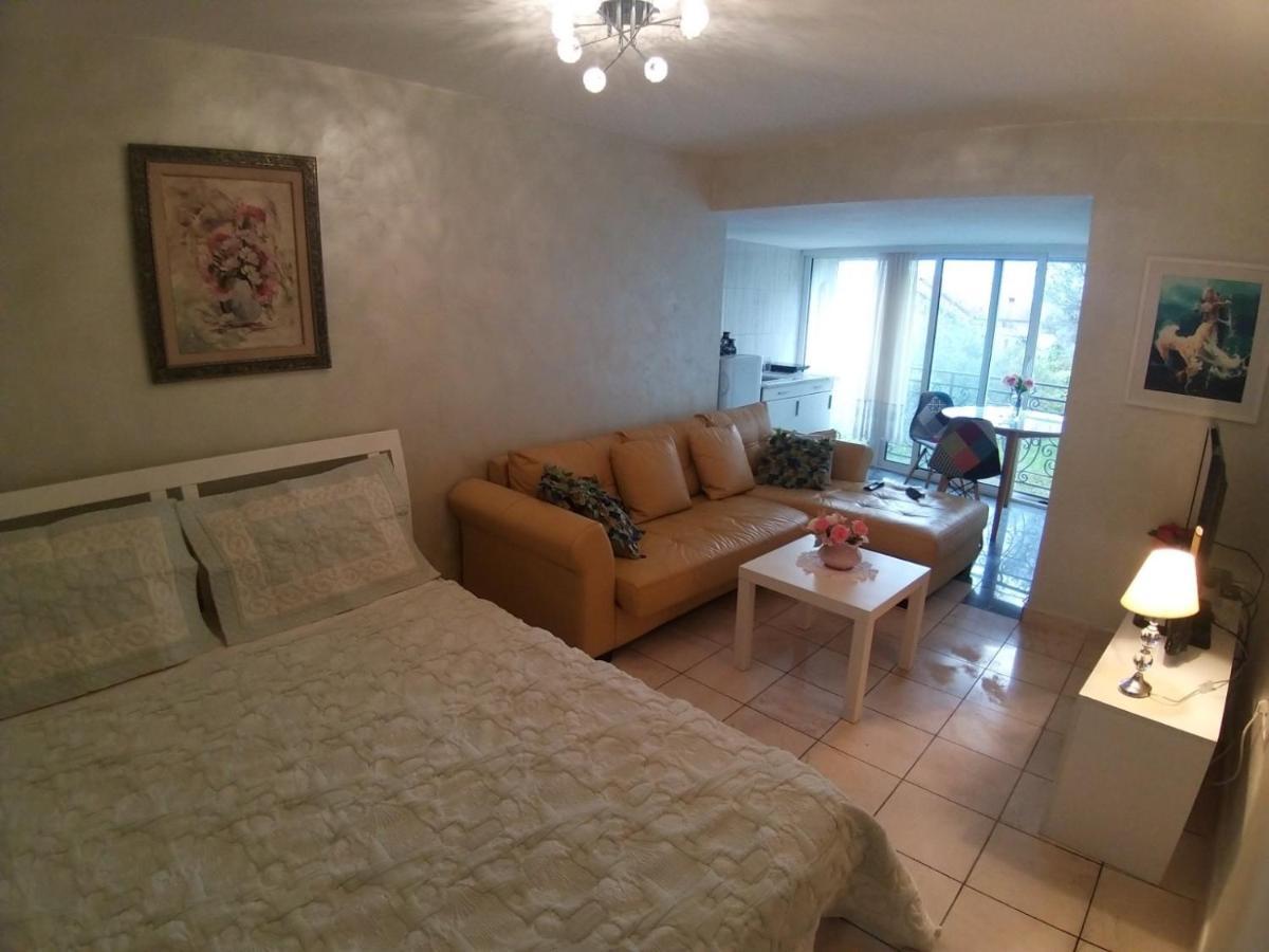 Villa Mare Apartments Тиват Экстерьер фото